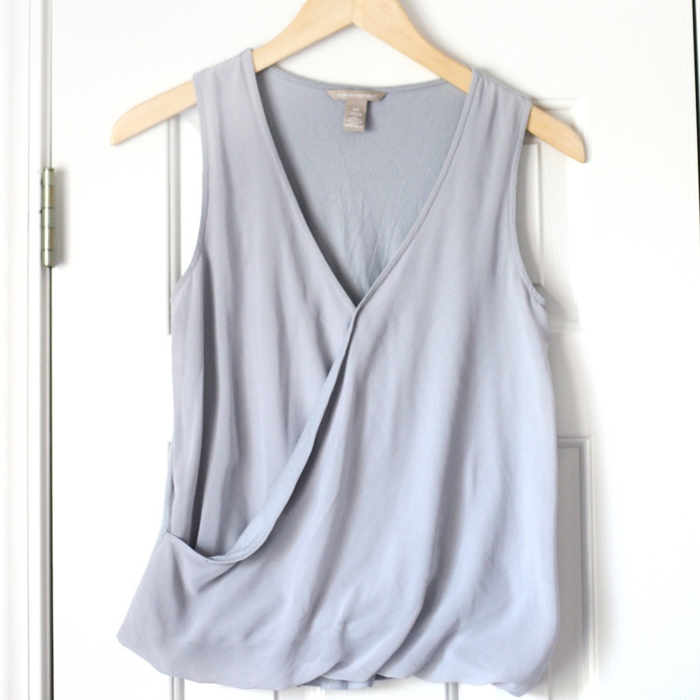Banana Republic gray crossover sleeveless shirt